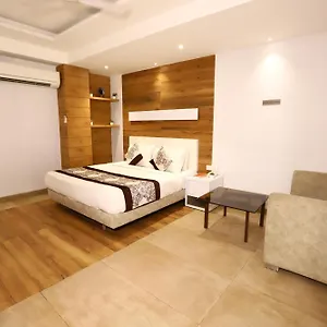 Kelvish Free Airport Pickup **** New Delhi